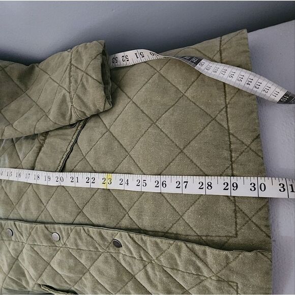 JOIE Quilted Utility Shacket Jacket M Army Green Button Oversized Cotton - Picture 4 of 5